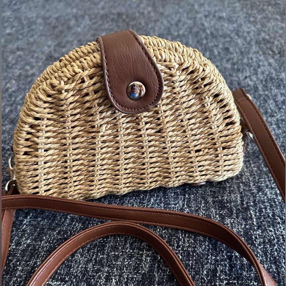 Chic Woven Crossbody Bag in Brown and Tan